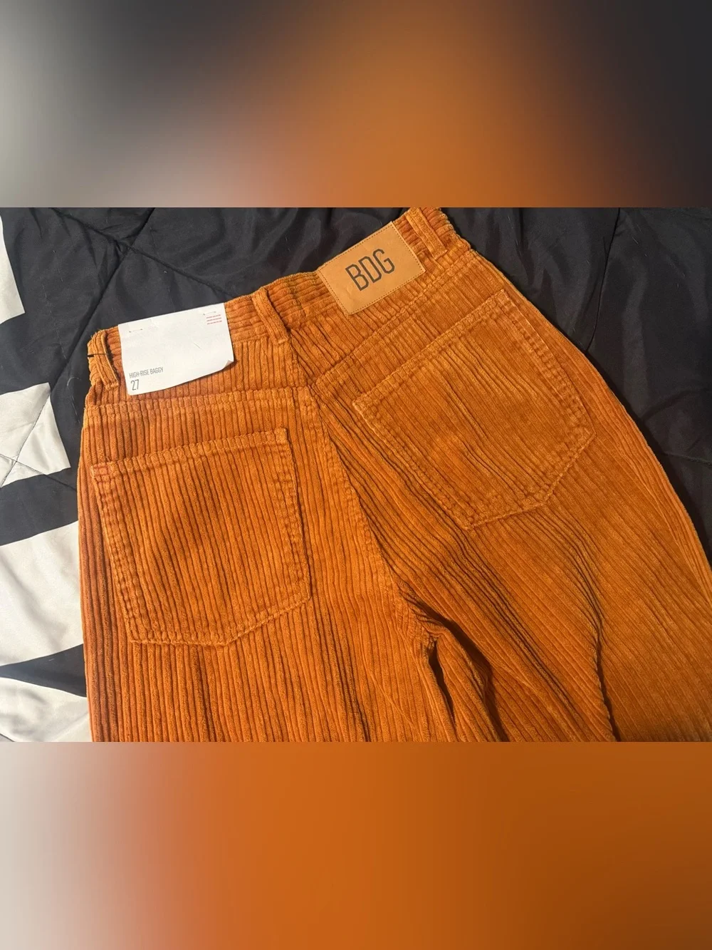 ✨BDG Corduroy High-Rise Baggy Jeans✨ - Picture 3 of 7